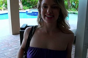 girl fucked by a pig